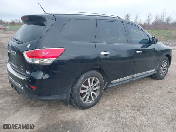 2014 Nissan Pathfinder S with VIN 5N1AR2MM5EC680563, listed as a IAAI auction lot 42020044 with 143,574 mi miles. Bid and sale history available at carsss.com. Image 4.
