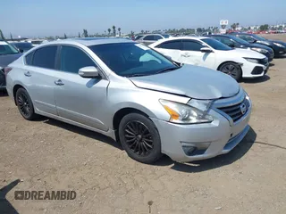 2015 Nissan Altima 2.5 z VIN 1N4AL3AP6FN919785, wystawiony jako IAAI lot #42408330 z przebiegiem 101 555 mil mil oraz . Historia ofert i sprzedaży dostępna na DreamBid. Obrazek 1.