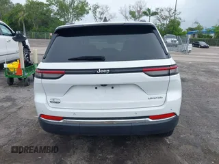 2023 Jeep Grand Cherokee Limited with VIN 1C4RJGBGXPC544537, listed as a IAAI auction lot 42421312 with 61,321 mi miles and . Bid and sale history available at DreamBid. Image 16.