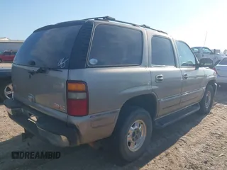 2001 GMC Yukon SLT with VIN 1GKEK13T81J272825, listed as a IAAI auction lot 41350595 with 349,413 mi miles. Bid and sale history available at carsss.com. Image 4.