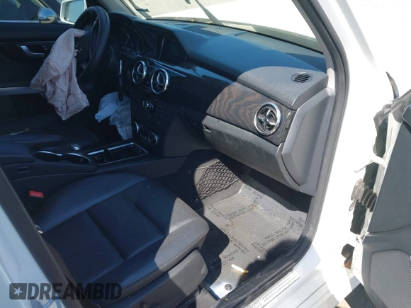 2015 Mercedes-Benz GLK 350 with VIN WDCGG5HB5FG347184, listed as a IAAI auction lot 41770778 with 144,000 mi miles and . Bid and sale history available at DreamBid. Image 5.