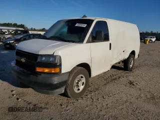 2020 Chevrolet Express Cargo Van with VIN 1GCWGAFP9L1124623, listed as a Copart auction lot 45690045 with 185,696 mi miles and Salvage Title. Bid and sale history available at carsss.com. Image 1.