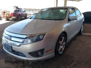 2010 Ford Fusion SE with VIN 3FAHP0HA0AR219074, listed as a IAAI auction lot 42040384 with 135,435 mi miles and . Bid and sale history available at carsss.com. Image 2.