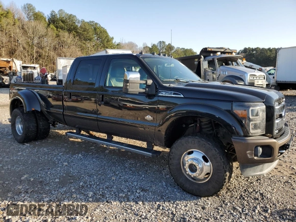 2015 Ford F-350 Lariat with VIN 1FT8W3DT3FEB28770, listed as a Copart auction lot 43983105 with 112,762 mi miles and Salvage title. Bid and sale history available at DreamBid. Image 4.