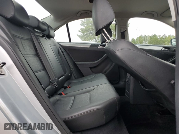 2013 Volkswagen Jetta SE with VIN 3VWDX7AJ0DM404624, listed as a Copart auction lot 50316255 with 153,763 mi miles and Salvage title. Bid and sale history available at DreamBid. Image 10.