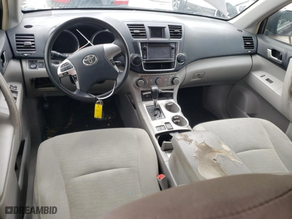 2013 Toyota Highlander with VIN 5TDZA3EH1DS035119, listed as a Copart auction lot 50990415 with 61,482 mi miles and Salvage Title. Bid and sale history available at carsss.com. Image 8.