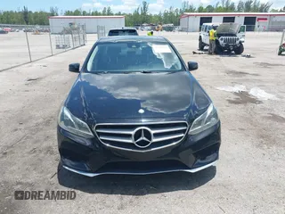 2014 Mercedes-Benz E 350 Sport with VIN WDDHF5KB8EA905977, listed as a IAAI auction lot 42529185 with 133,071 mi miles and . Bid and sale history available at DreamBid. Image 13.