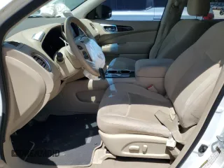 2015 Nissan Pathfinder SV с VIN 5N1AR2MN8FC666425, выставлен на аукционе Copart как лот 57183195 с пробегом 169 240 миль миль и Списание • Salvage title. История ставок и продаж доступна на DreamBid. Изображение 7.