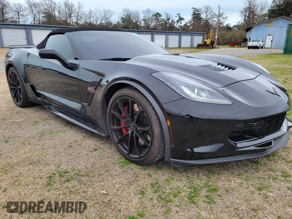 2019 Chevrolet Corvette Grand Sport 2LT with VIN 1G1YY3D72K5121941, listed as a IAAI auction lot 41640008 with 33,476 mi miles. Bid and sale history available at carsss.com. Image 1.