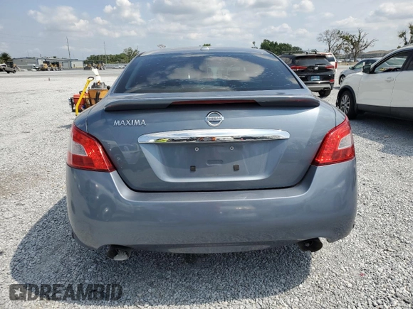 2010 Nissan Maxima SV z VIN 1N4AA5AP0AC829036, wystawiony jako Copart lot #56487895 z przebiegiem 117 783 mil mil oraz Szkoda całkowita • Salvage title. Historia ofert i sprzedaży dostępna na DreamBid. Obrazek 6.