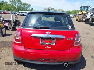 2012 MINI Hardtop with VIN WMWSU3C56CT540636, listed as a IAAI auction lot 42235949 with 118,437 mi miles and . Bid and sale history available at DreamBid. Image 16.
