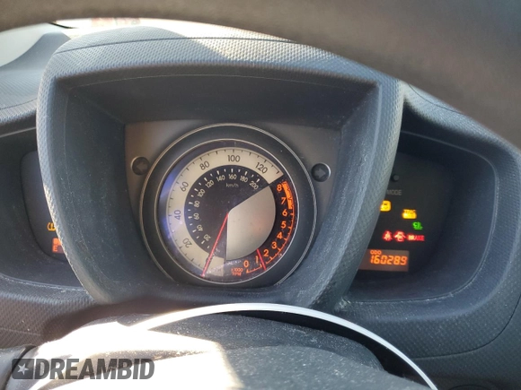 2013 Scion xD z VIN JTKKUPB43D1038160, wystawiony jako Copart lot #48326825 z przebiegiem 160 289 mil mil oraz Szkoda całkowita • Salvage title. Historia ofert i sprzedaży dostępna na DreamBid. Obrazek 9.