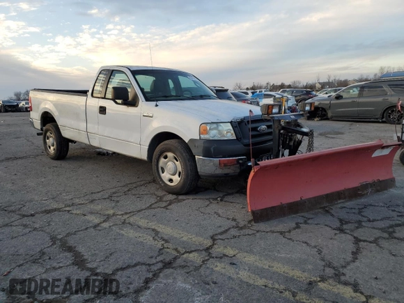 2005 Ford F-150 XL with VIN 1FTRF14545NA43249, listed as a Copart auction lot 88462455 with 141,105 mi miles and Clean title. Bid and sale history available at DreamBid. Image 4.