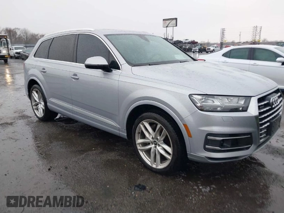 2017 Audi Q7 Prestige with VIN WA1VAAF74HD053733, listed as a IAAI auction lot 41718388 with 114,189 mi miles. Bid and sale history available at carsss.com. Image 1.
