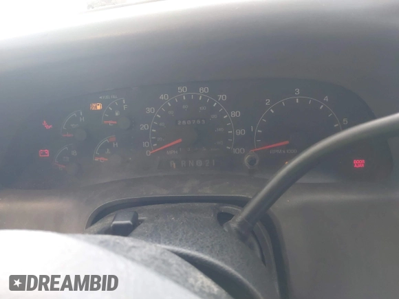 2000 Ford F-350 with VIN 1FDSX34S6YEB45278, listed as a IAAI auction lot 41565316 with 260,783 mi miles and . Bid and sale history available at DreamBid. Image 7.