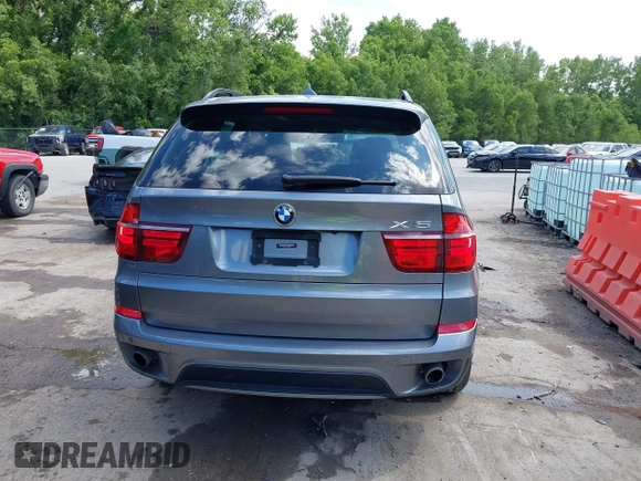 2012 BMW X5 35i z VIN 5UXZV4C50CL989684, wystawiony jako IAAI lot #42284840 z przebiegiem 134 056 mil mil oraz . Historia ofert i sprzedaży dostępna na DreamBid. Obrazek 16.