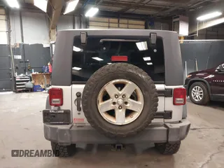 2008 Jeep Wrangler Rubicon с VIN 1J8GA64198L512120, выставлен на аукционе IAAI как лот 42091137 с пробегом 51 178 миль миль и . История ставок и продаж доступна на DreamBid. Изображение 17.