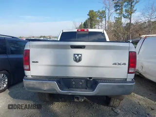 2016 Ram 2500 SLT with VIN 3C6UR5DL2GG132442, listed as a IAAI auction lot 41670645 with 405,051 mi miles. Bid and sale history available at carsss.com. Image 16.