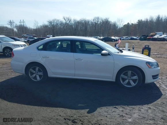 2012 Volkswagen Passat SE with VIN 1VWBP7A38CC020227, listed as a IAAI auction lot 41644536 with 227,205 mi miles. Bid and sale history available at carsss.com. Image 13.