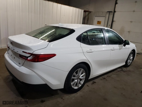 2025 Toyota Camry LE with VIN 4T1DAACK7SU033988, listed as a Copart auction lot 54142535 with 9,716 mi miles and Clean Title. Bid and sale history available at carsss.com. Image 3.