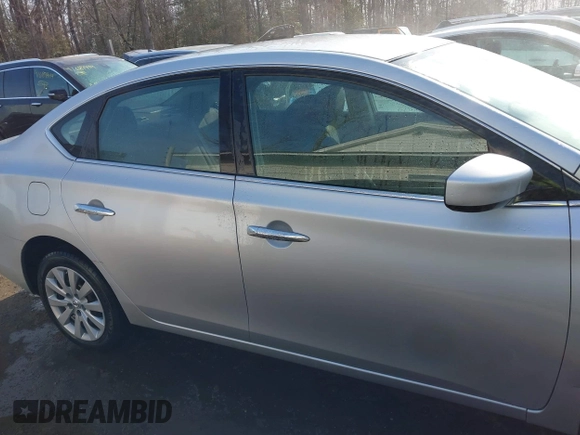 2014 Nissan Sentra S with VIN 3N1AB7APXEL680960, listed as a IAAI auction lot 41641025 with 94,467 mi miles and . Bid and sale history available at DreamBid. Image 14.