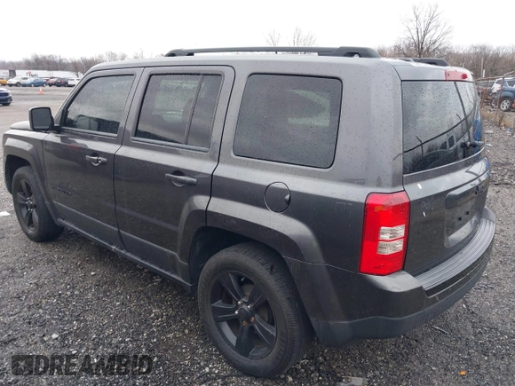 2015 Jeep Patriot Altitude Edition with VIN 1C4NJPBA6FD250698, listed as a IAAI auction lot 41204295 with 224,413 mi miles. Bid and sale history available at carsss.com. Image 3.