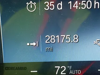 2023 BMW i4 eDrive35 z VIN WBY43AW04PFR19351, wystawiony jako IAAI lot #41841961 z przebiegiem 28 175 mil mil oraz . Historia ofert i sprzedaży dostępna na DreamBid. Obrazek 16.