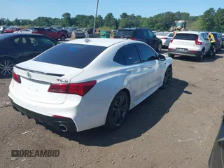 2019 Acura TLX w/A-Spec Pkg z VIN 19UUB2F66KA003762, wystawiony jako IAAI lot #40118141 z przebiegiem 66 341 mil mil oraz . Historia ofert i sprzedaży dostępna na DreamBid. Obrazek 4.
