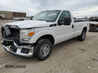 2015 Ford F-250 XL z VIN 1FTBF2A69FEA10723, wystawiony jako Copart lot #51295155 z przebiegiem 195 833 mil mil oraz Szkoda całkowita • Salvage title. Historia ofert i sprzedaży dostępna na DreamBid. Obrazek 1.