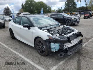 2025 Toyota Camry LE with VIN 4T1DAACK0SU003652, listed as a Copart auction lot 49150245 with 13,456 mi miles and Salvage Title. Bid and sale history available at carsss.com. Image 4.