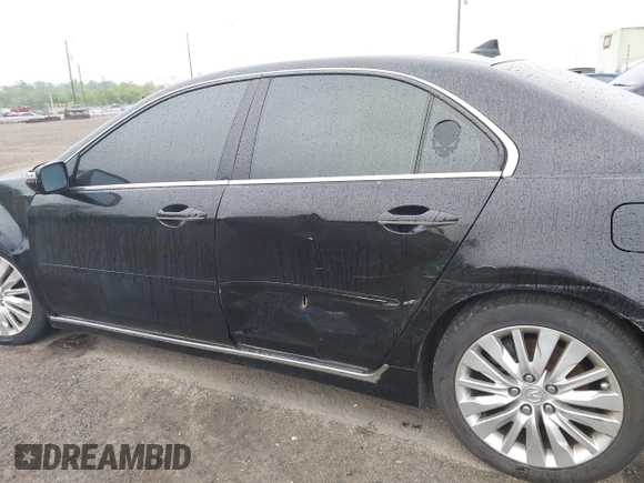 2011 Acura RL Technology with VIN JH4KB2F60BC000090, listed as a IAAI auction lot 42126389 with Not Provided miles and . Bid and sale history available at DreamBid. Image 13.