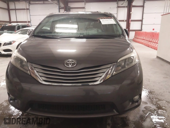 2017 Toyota Sienna XLE Auto Access Seat with VIN 5TDYZ3DC1HS791419, listed as a IAAI auction lot 41332726 with 85,433 mi miles and . Bid and sale history available at DreamBid. Image 12.