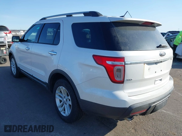 2013 Ford Explorer XLT z VIN 1FM5K8D89DGB04543, wystawiony jako IAAI lot #41758708 z przebiegiem 187 011 mil mil oraz . Historia ofert i sprzedaży dostępna na DreamBid. Obrazek 3.
