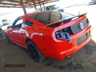 2013 Ford Mustang V6 с VIN 1ZVBP8AM4D5276112, выставлен на аукционе IAAI как лот 42543725 с пробегом Не указан миль и . История ставок и продаж доступна на DreamBid. Изображение 3.