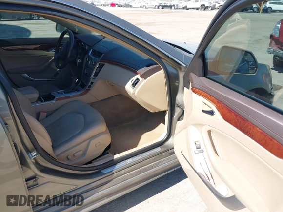 2010 Cadillac CTS Luxury with VIN 1G6DE5EG6A0107337, listed as a IAAI auction lot 40464109 with 181,609 mi miles and . Bid and sale history available at carsss.com. Image 5.