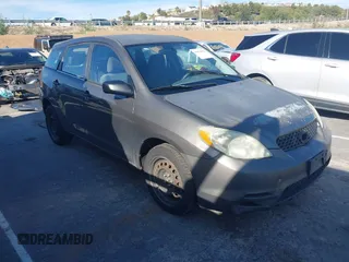 2004 Toyota Matrix Std with VIN 2T1KR32E74C222832, listed as a IAAI auction lot 41876552 with 255,652 mi miles. Bid and sale history available at carsss.com. Image 1.