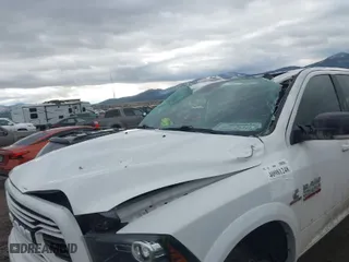 2018 Ram 2500 Laramie with VIN 3C6UR5FL9JG405980, listed as a IAAI auction lot 40981248 with 40,269 mi miles. Bid and sale history available at carsss.com. Image 6.
