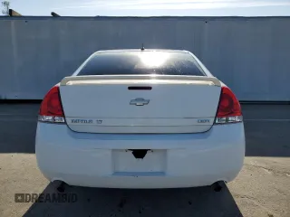 2014 Chevrolet Impala LT z VIN 2G1WB5E34E1147639, wystawiony jako Copart lot #56320445 z przebiegiem 121 243 mil mil oraz Czysty tytuł • Clean title. Historia ofert i sprzedaży dostępna na DreamBid. Obrazek 6.