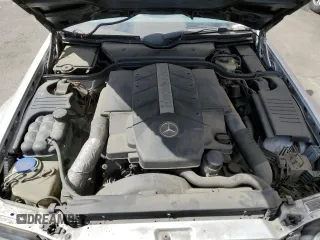 1999 Mercedes-Benz SL 500 z VIN WDBFA68F3XF178333, wystawiony jako Copart lot #49852355 z przebiegiem 177 939 mil mil oraz Szkoda całkowita • Salvage title. Historia ofert i sprzedaży dostępna na DreamBid. Obrazek 11.