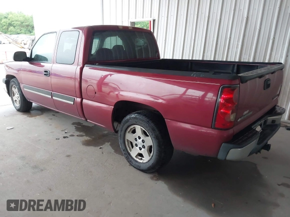 2005 Chevrolet Silverado 1500 LS with VIN 2GCEC19T551335430, listed as a IAAI auction lot 42195780 with 216,197 mi miles and . Bid and sale history available at DreamBid. Image 3.