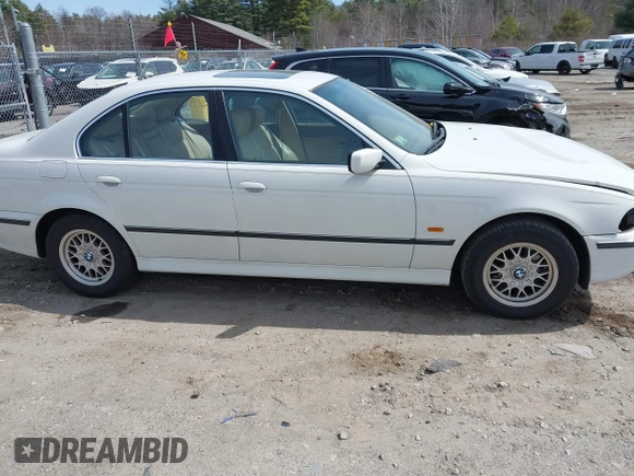 1998 BMW 5 Series 528iA with VIN WBADD6329WBW45360, listed as a IAAI auction lot 41872166 with 110,393 mi miles. Bid and sale history available at carsss.com. Image 13.