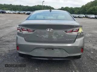 2019 Hyundai Sonata Hybrid SE with VIN KMHE24L33KA093893, listed as a Copart auction lot 65571803 with 47,156 mi miles. Bid and sale history available at carsss.com. Image 6.
