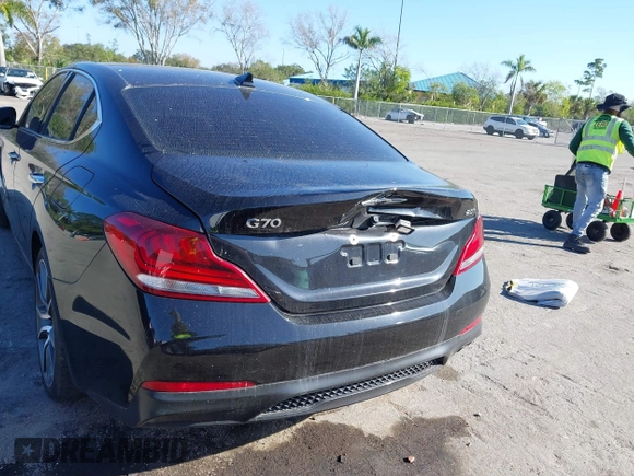 2019 Genesis G70 2.0T Sport with VIN KMTG24LA4KU016333, listed as a IAAI auction lot 41536018 with 70,587 mi miles. Bid and sale history available at carsss.com. Image 18.