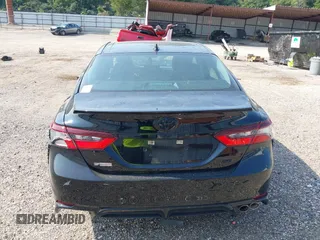 2022 Toyota Camry SE with VIN 4T1T11AK8NU700019, listed as a IAAI auction lot 40134654 with 34,662 mi miles. Bid and sale history available at carsss.com. Image 17.