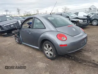 2006 Volkswagen Beetle with VIN 3VWRR31CX6M408256, listed as a IAAI auction lot 42034806 with Not Provided miles and . Bid and sale history available at DreamBid. Image 3.