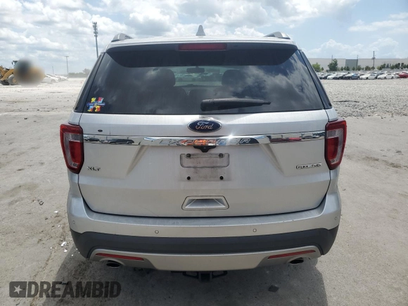 2016 Ford Explorer XLT with VIN 1FM5K7D87GGC82160, listed as a Copart auction lot 54827625 with 141,426 mi miles and Salvage Title. Bid and sale history available at carsss.com. Image 6.