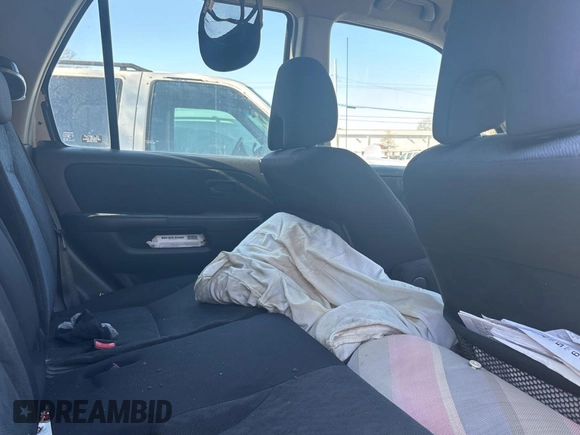 2005 Honda CR-V LX with VIN JHLRD68515C010897, listed as a Copart auction lot 43971785 with 257,429 mi miles and Clean Title. Bid and sale history available at DreamBid. Image 6.