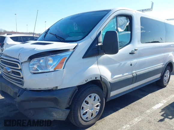 2017 Ford Transit XL z VIN 1FMZK1YM8HKA97376, wystawiony jako IAAI lot #41837186 z przebiegiem 279 003 mil mil oraz . Historia ofert i sprzedaży dostępna na DreamBid. Obrazek 6.