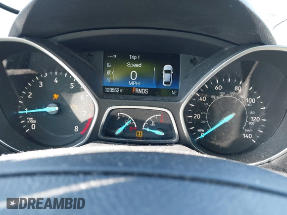 2017 Ford Escape SE with VIN 1FMCU9G91HUE28282, listed as a IAAI auction lot 41471957 with 23,552 mi miles. Bid and sale history available at carsss.com. Image 7.