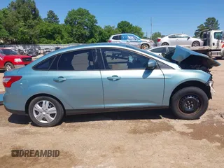 2012 Ford Focus SE with VIN 1FAHP3F20CL320775, listed as a IAAI auction lot 41996599 with Not Provided miles. Bid and sale history available at carsss.com. Image 13.